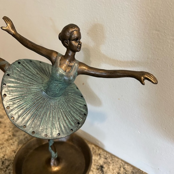 Ballerina SPI bronze cast aluminum dancer jewelry holder - Picture 2 of 7
